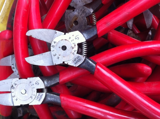 คืมตัดKEIBA ผลิตจากญี่ปุ่นแท้  ปากแข็ง มือสองสภาพสวย ตามรูป(มีแค่ 83 อัน)