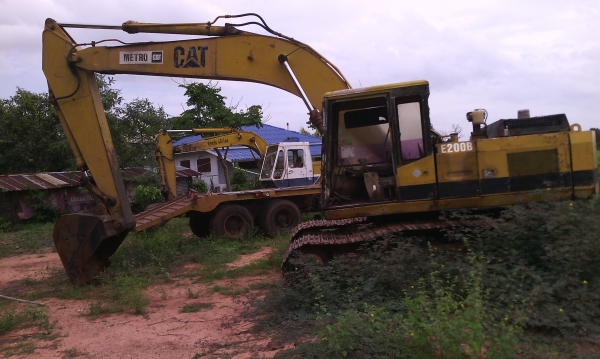 ขายรถแบคโฮCAT E200B