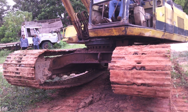 ขายรถแบคโฮCAT E200B