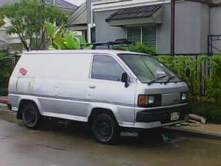 รถตู้  toyota  ปี91