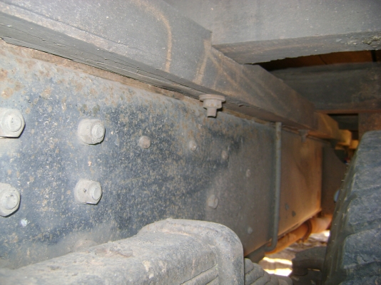 F่18    แท้  เครื่อง  185 แรง  รถวิ่งล่อง กรุงเทพฯ ราคา  635,000  บาท