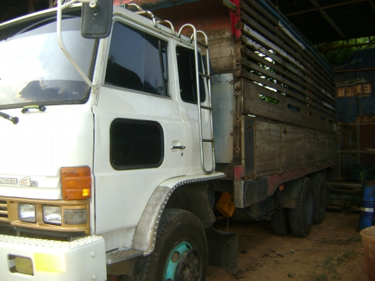 F่18    แท้  เครื่อง  185 แรง  รถวิ่งล่อง กรุงเทพฯ ราคา  635,000  บาท