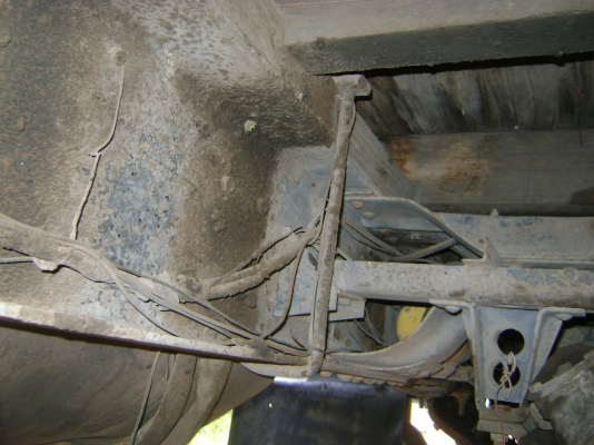 F่18    แท้  เครื่อง  185 แรง  รถวิ่งล่อง กรุงเทพฯ ราคา  635,000  บาท