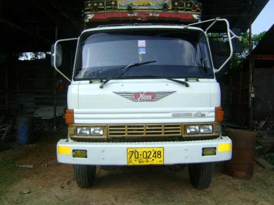 F่18    แท้  เครื่อง  185 แรง  รถวิ่งล่อง กรุงเทพฯ ราคา  635,000  บาท