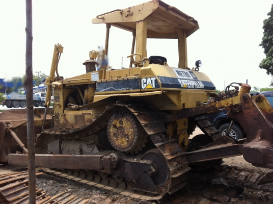 ขายรถแทรกเตอร์ CAT D6H เกียร์ตัด ตีนไก่ สภาพดี พร้อมใช้ ราคา 1250000 สนใจรีบโจงด่วน