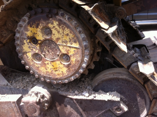 ขายรถแทรกเตอร์ CAT D6H เกียร์ตัด ตีนไก่ สภาพดี พร้อมใช้ ราคา 1250000 สนใจรีบโจงด่วน