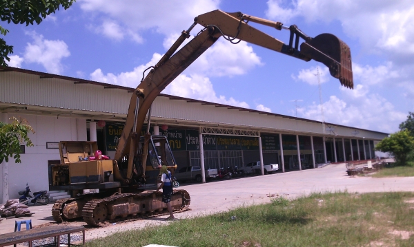 ขายแบคโฮ โคมาสสุ 200