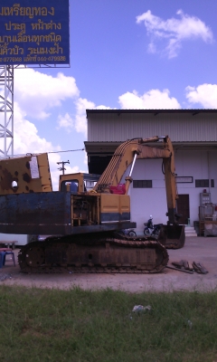 ขายแบคโฮ โคมาสสุ 200