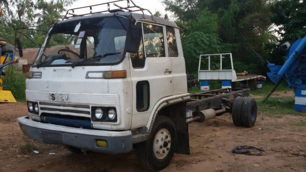 ((ขาย 29,000บาท)) กระบะเหล็กสภาพ ดีพร้อมใช้งาน ยาว5.70ม.Xก.2.35ม.คัชC80ซ.ม ((ขาย 29,000บาท)) กระบะเหล็กสภาพ ดีพร้อมใช้งาน ยาว5.70ม.Xก.2.35ม.คัชC80ซ.ม