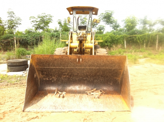 ขายรถตักล้อยาง TCM รุ่น STD-30  เกียร์ท๊อค 2 เพลา พร้อมใช้