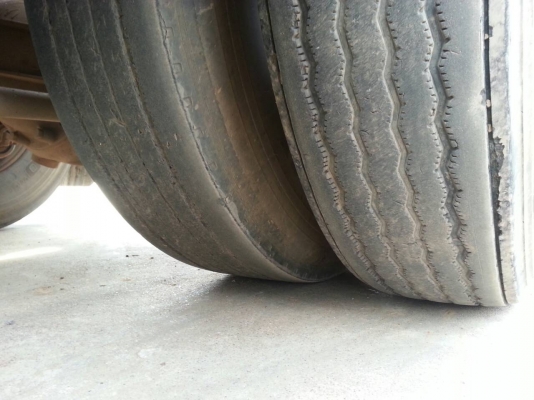 หัวลาก10ล้อIZUSU 2 เพลา รุ่น GXZ360 + หาง3มิตรดั้ม2เพลา + หางคอกสูง3เพลาแท้