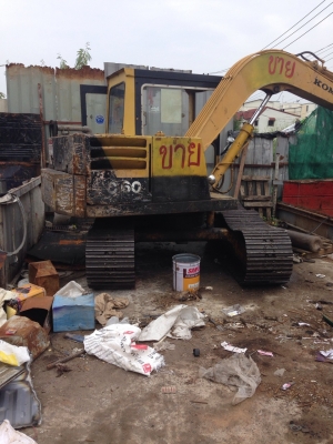 แบคโฮ โคมัสสุ60รุ่น1 สภาพพร้อมใช้ ขายถูกๆ สภาพดีแห้งๆ เจ้าของขายเอง