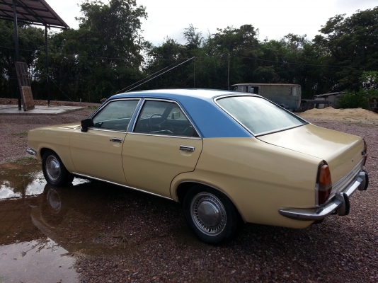 ขาย chrysler 180 ปี1979 "ทะเบียนไม่ขาด" ราคา50000บาท ขาย chrysler 180 ปี1979 "ทะเบียนไม่ขาด" ราคา50000บาท