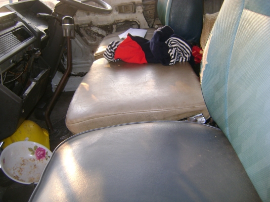 หลง  195 แรง  เพลาเดียว  รถล่อง  ราคา  735,000 บาท