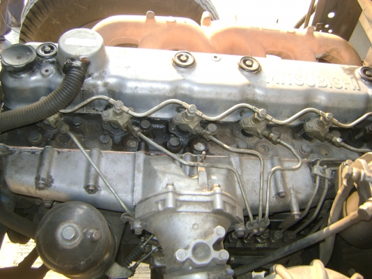 หลง  195 แรง  เพลาเดียว  รถล่อง  ราคา  735,000 บาท