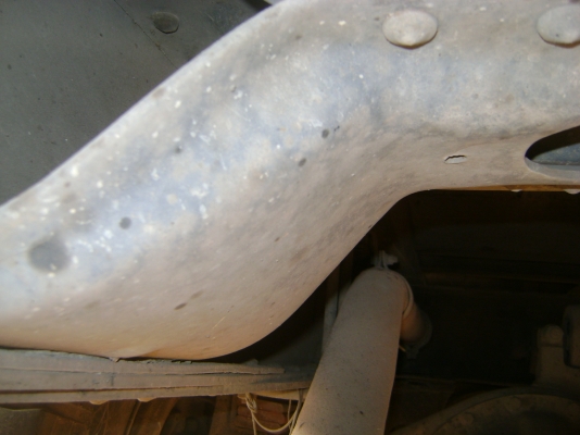 หลง  195 แรง  เพลาเดียว  รถล่อง  ราคา  735,000 บาท