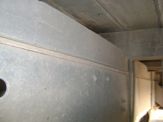 หลง  195 แรง  เพลาเดียว  รถล่อง  ราคา  735,000 บาท