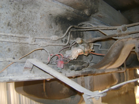 หลง  195 แรง  เพลาเดียว  รถล่อง  ราคา  735,000 บาท