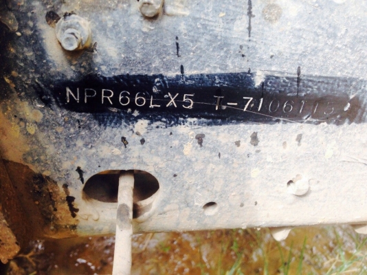 ขายรถ6ล้อดั้มพ์ ISUZU NPR66LX5 เครื่อง 120 แรงม้า สนใจโทร 081-970-1072