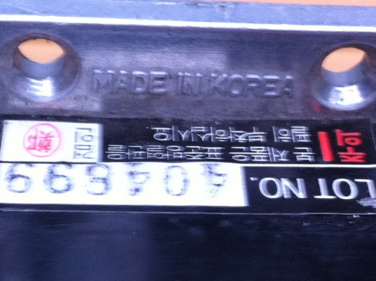 โซลิดสเตตรีเลย์ 3 เฟส ยี้ห้อ Wyes ขนาด 40 A.ใช้้ไฟ DC 3-32 V. มาคุมการจ่ายไฟ