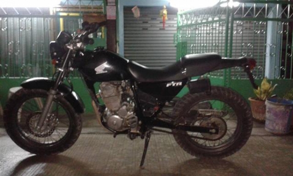 ขาย Honda FTR223 ปี 2001-02 เดิมๆสภาพสวยราคา 41000 บาทครับ