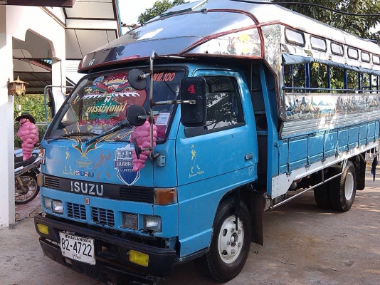 หกล้อ อีซูซุ 100แรง หลังคาโดยสาร-รับส่งนักเรียน รถใช้งานตลอด ทะเบียนพร้อมโอน