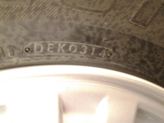 ล้อแม็กขอบ16"พร้อมยางป้ายแดง