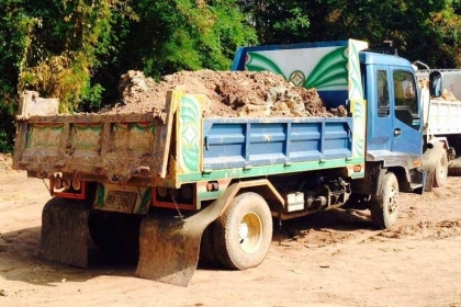 ***ขายแล้วครับขอบคุณ Truck2hand ขาย6ล้อดั้มสวยๆ ISUZU DECA FRR32G 195HP 6HE1 เครื่องแน่นๆ แรงๆ เกียร์ดีไม่มีหลุด ช่วงล่าง F หน้า-หลัง คัสซีสวย ไม่ปะไม่ดาม กระบะดั้มเหล็ก6ตัน ยิงหน้า สภาพดี พื้นดีข้างสวย หัวเก๋งสวยไม่ผุ ภายในสวยคอนโซลครบ พ.พาวเวอร์ แอร์ เบ