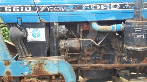ขายรถไถ แทรคเตอร์ ฟร์อด6610 เสื้อลาย สภาพพร้อมใช้งาน เอกสาร พร้อมผานหลัง และผานดันหน้า