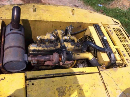 ***ขายแล้วครับขอบคุณ Truck2hand ขายแบคโฮ KOBELCO MARK3 SK200 เก๋งเทาแท้ เครื่องเดิมปั้มเดิม ไฟฟ้าครบ เครื่อง 6D31 6สูบ แน่นดี แรง ปั้มK3V ปั้มดีแรงดี ทำงานดี เร็ว บูมอาร์มสวยไม่ปะไม่ดาม ไม่มีร้าว บุ้งกี๋ดีไม่ผุ เอวแน่น ไม่มีแตก ช่วงล่าง80\% โซ่ดี แทร็กดีคร