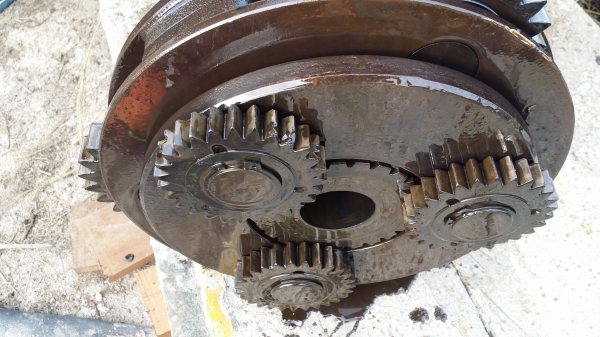 ขายด่วน ตัวเดิน CAT E200B