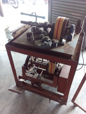 เครื่องรีดลวดตาข่ายถัก