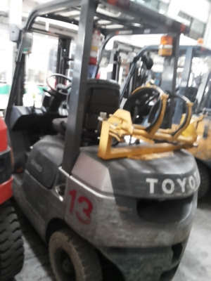 ฟอร์คลิฟต์ 2 ตัน Toyota 02-7FG20 #7FG25-14963 สนใจโทร. 080-6565422 (หนิง)