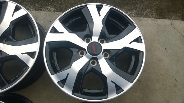 VIGO TRD ขอบ 16 5 รู ใหม่ป้ายแดงคับ