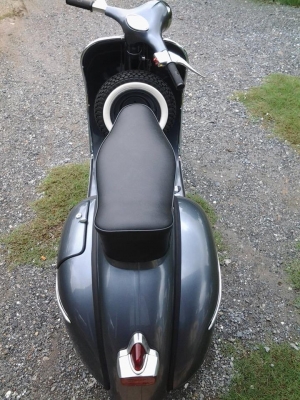 ขาย vespa 64 อินเดีย no book สีเทาบรอน รถอยู่ชัยนาท สภาพนางฟ้า เอกสารอินวอย เครืองผ่าใหม่ สีใหม่ อุปกรณ์ใหม่ ราคา 49900 บาท รถสวยพร้อมขี่กลับ สนใจติดต่อ 0826336557 โป้ง รับเทรินทุกรุ่นครับ.