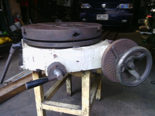 ขายโรต้ารี่ &Oslash;16 นิ้ว มีจานแบ่งองศา มีเพลาขับ (ญี่ปุ่น)พร้อมใช้งานราคา 45,000 บาท