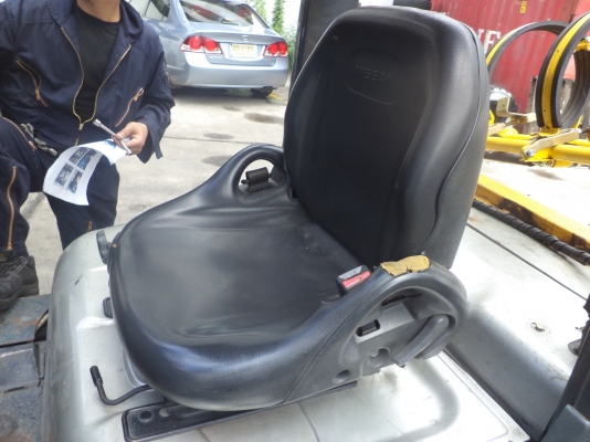 ฟอร์คลิฟต์ 2.5 ตัน Nissan PL02 #004760 (แก๊ส LPG) สนใจโทร. 080-6565422 (หนิง)