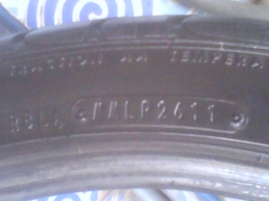 ยาง falken 245 35 20 ปี 11 คู่ 3000 บาท