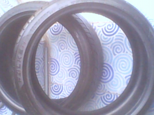 ยาง falken 245 35 20 ปี 11 คู่ 3000 บาท