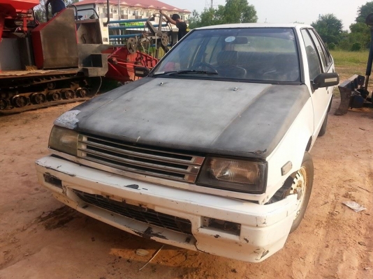 ขายรถเก๋งMITSUBISHI เครื่องดีใช้งานได้ ภายในสวย มีเล่มทะเบียน สนใจโทร 090-8588220คุณนะ ID:narong498 หรือ www.truck.in.th/498