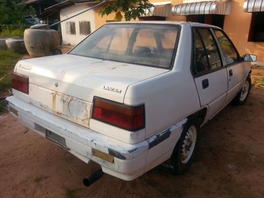 ขายรถเก๋งMITSUBISHI เครื่องดีใช้งานได้ ภายในสวย มีเล่มทะเบียน สนใจโทร 090-8588220คุณนะ ID:narong498 หรือ www.truck.in.th/498