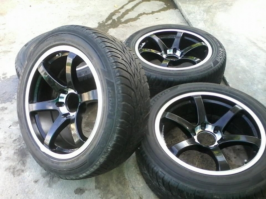 ขอบ20พร้อมยาง 265/50/20ปี11