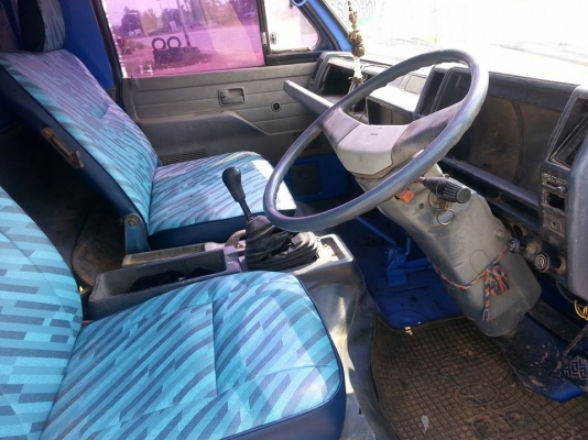 ขายดั้มISUZU NPR115แรง เครื่องดี แคชซีสวย ยางดี ภายในสวย สภาพพร้อมใช้งาน เอกสารพร้อมโอน สนใจโทร 090-8588220คุณนะ ID:narong498 หรือ www.truck.in.th/498