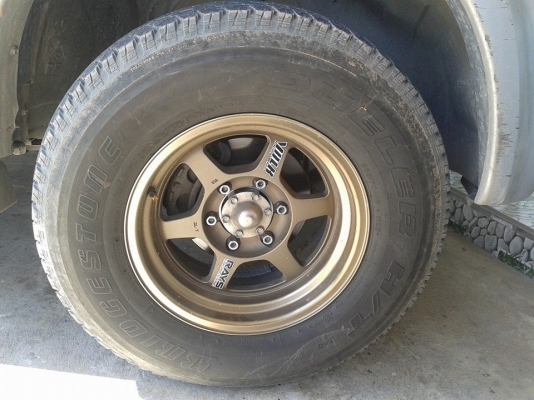 โถง ซื้อ/ขายOffroad Mania จิปาถะเกี่ยวกับรถยกสูง 2 เพลา ซื้อ-ขาย ด้วยไมตรีจิต SEARCH : มาอีกแล้วครับ ยาง BS H/T ขนาด 265/70/16 ปี 13 ดอกเต็ม 95\%