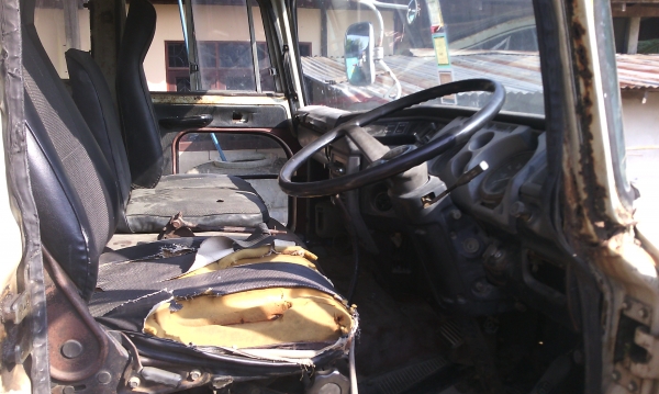 รถฮีโน่ ZM  หางปลา