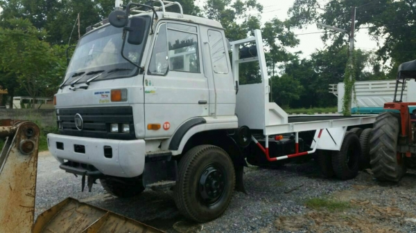 ขายรถบรรทุก 10 ล้อเทเลอร์ NISSAN UD 250 แรงม้าปี 2542 ราคา 950000