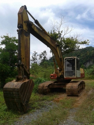 PC200-5 ซีเรียลสูง C/N63211  ไฟฟ้าครบ แผ่นสวยโซ่เต็ม เฟมสวย ช่วงล่างสวย มีเล่มทะเบียน..