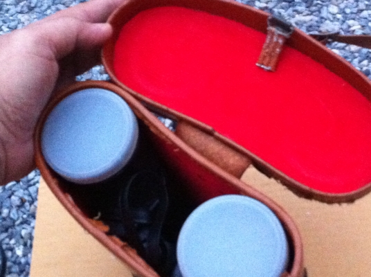 กล้องส่องทางไกล OMEGA กำลังขยาย 30*50 Field 7.1 พร้อมชุดซ่องหนังขึ้นรูปบุกำยีอย่างดีมีฝาปิดกัน