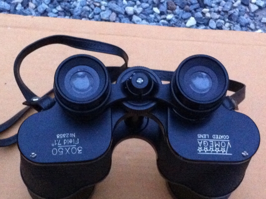 กล้องส่องทางไกล OMEGA กำลังขยาย 30*50 Field 7.1 พร้อมชุดซ่องหนังขึ้นรูปบุกำยีอย่างดีมีฝาปิดกัน