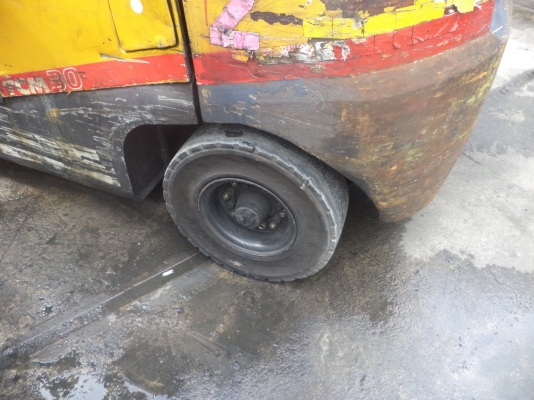 ฟอร์คลิฟต์ 3 ตัน TCM FHD30T3 #2S900283 (Diesel) รถญี่ปุ่น สนใจโทร. 080-6565422 (หนิง)